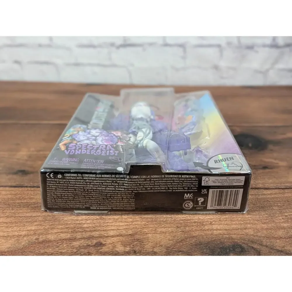 NEW Monster High Spectra Vondergeist‎ G3 Fashion Doll w/ Pet Rhuen
